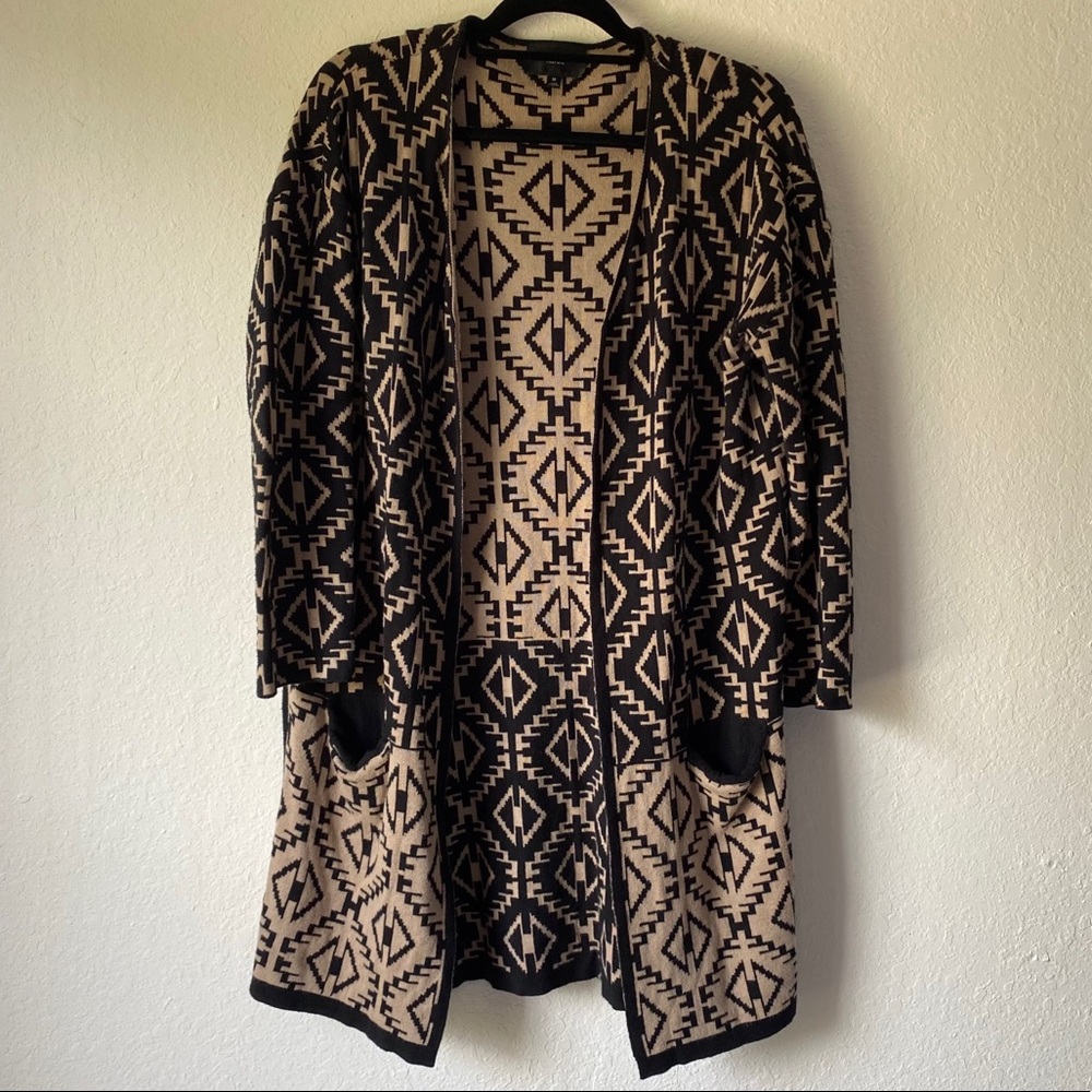 Romeo + Juliet Couture Aztec Print Cardigan